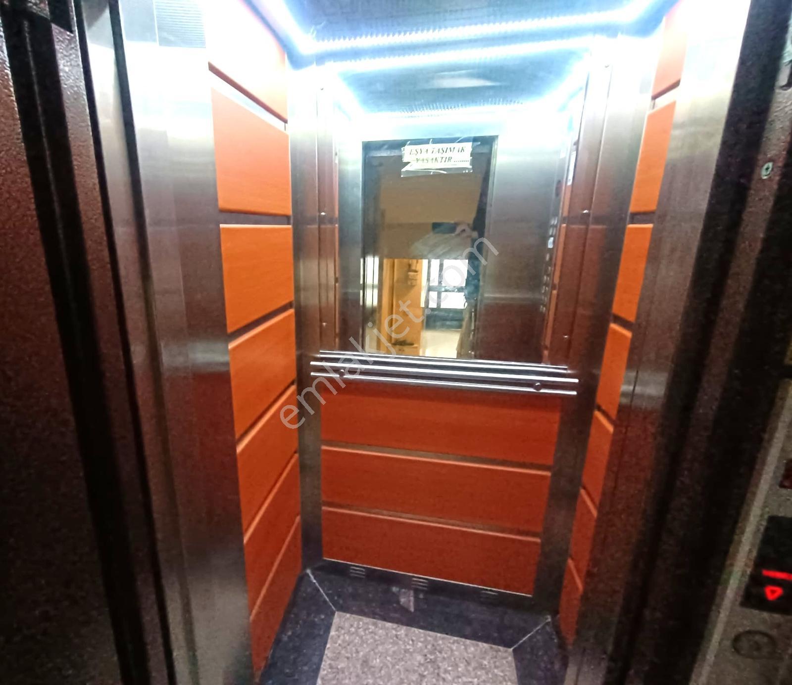 Nusratiye Mavili Bahçede 2+1 Konumu Mükemmel 110m² Satılık Daire - Görsel 2
