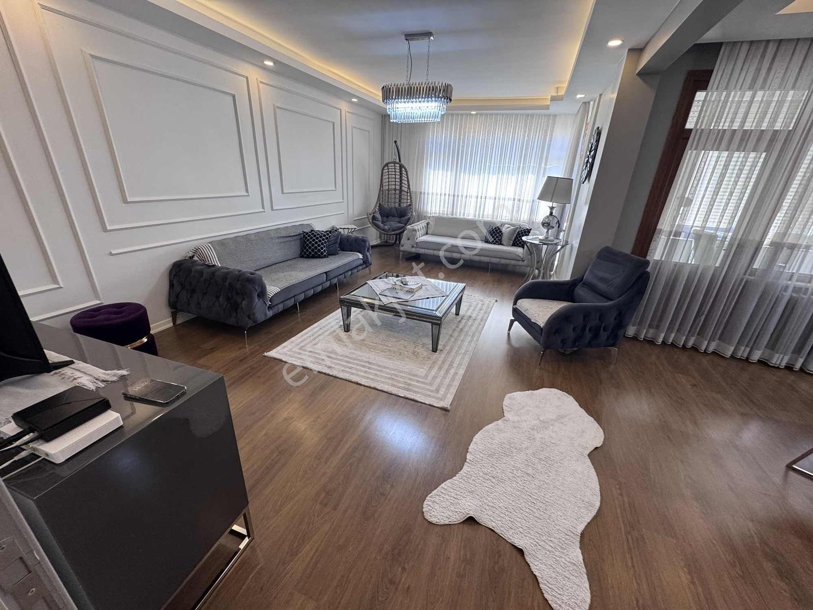 Maltepe Minibüs Yolunda Merkezi Konumda İskanlı Deluxe 2 Banyolu - Görsel 24