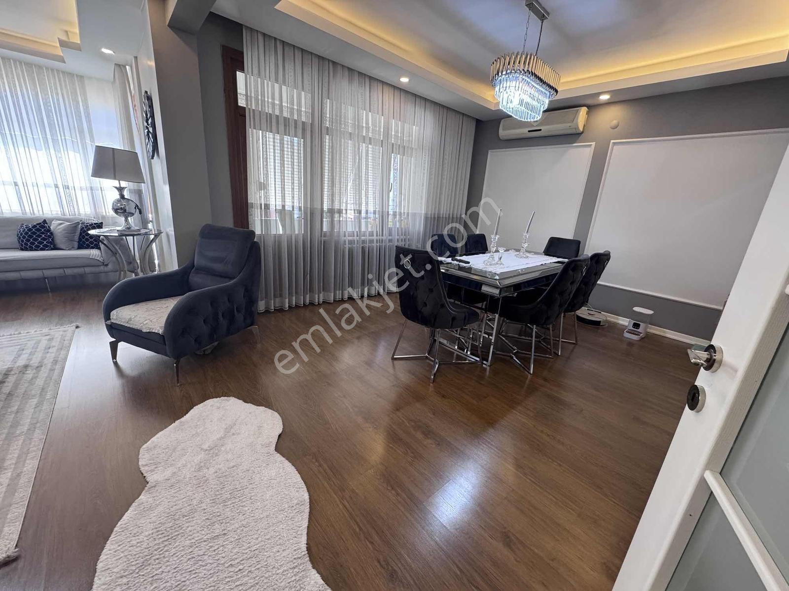 Maltepe Minibüs Yolunda Merkezi Konumda İskanlı Deluxe 2 Banyolu - Görsel 18