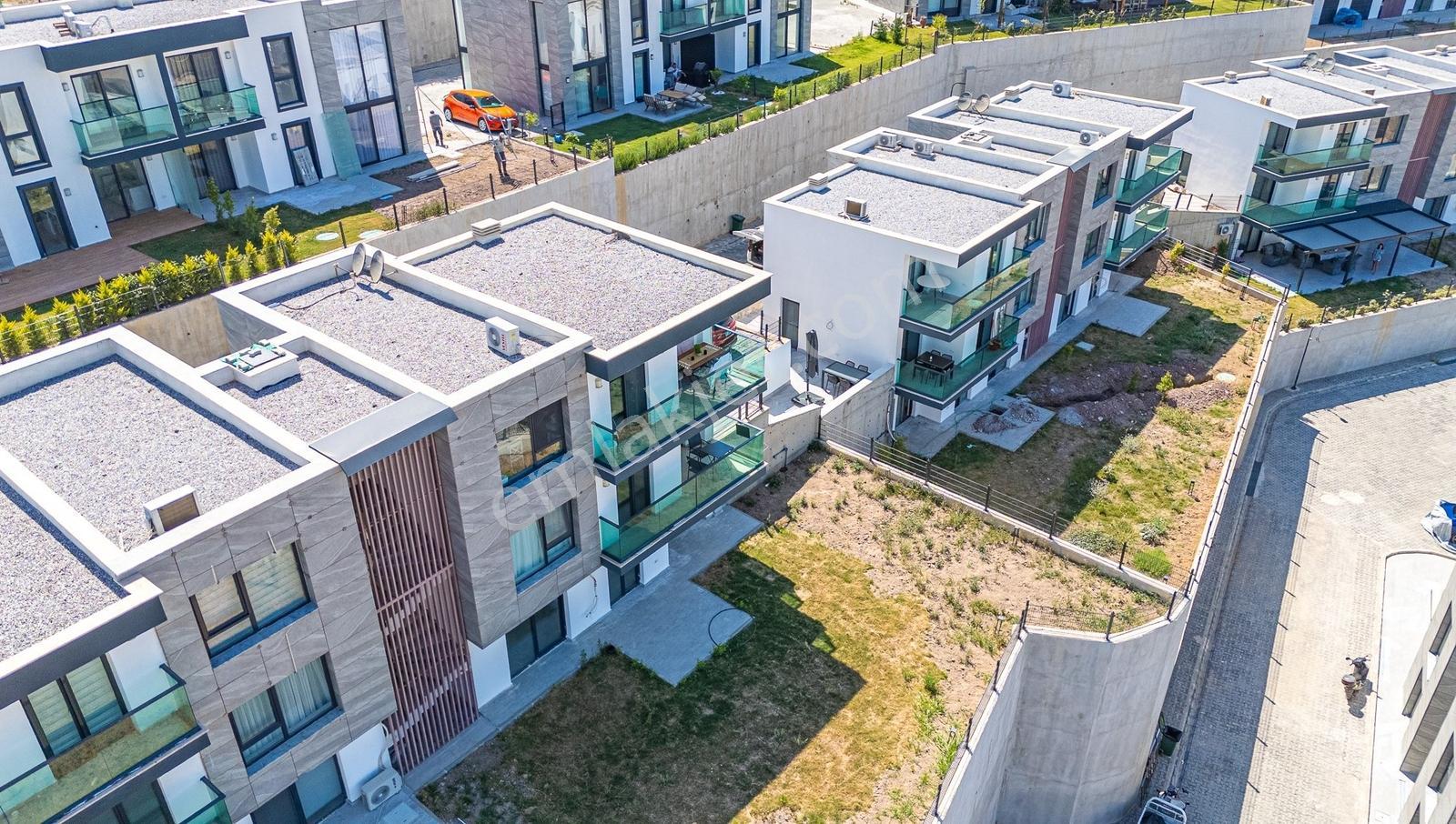 Boğaziçi Adabükü'nde Kaçmaz Fırsat !! Plajlı Yeni Site,2+1, - Görsel 2
