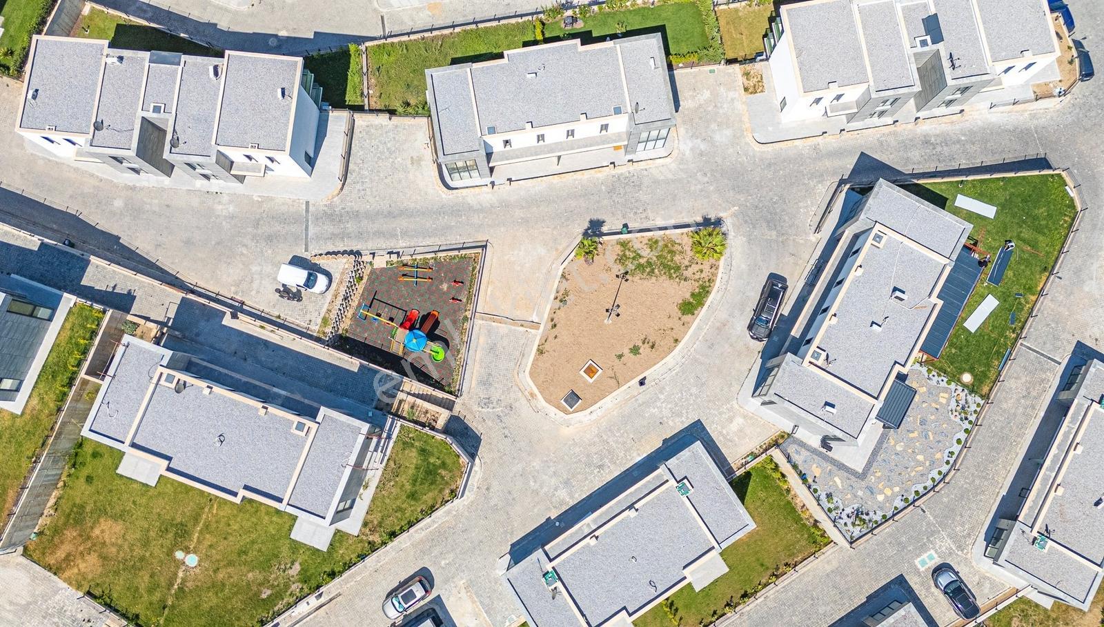 Boğaziçi Adabükü'nde Kaçmaz Fırsat !! Plajlı Yeni Site,2+1, - Görsel 16