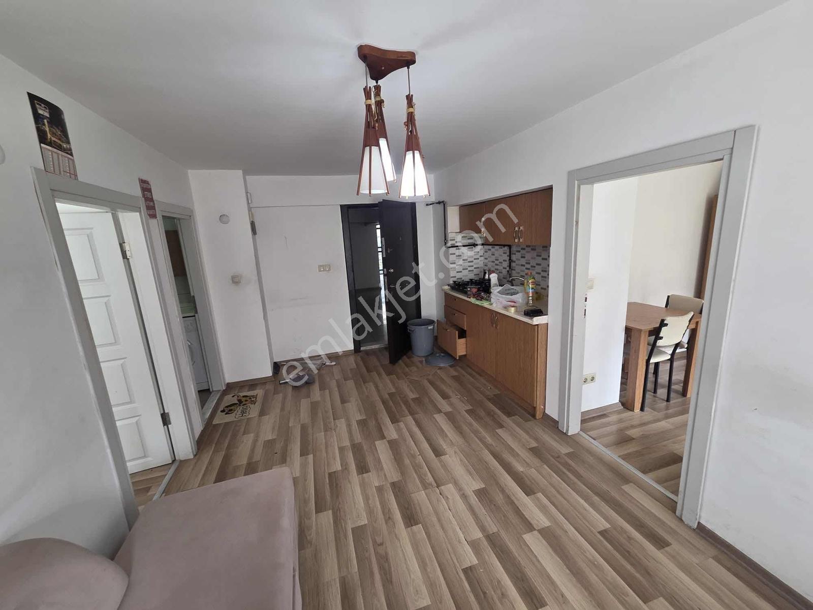 Konaklar Mahallesinde Kiralık Eşyalı 2+1 - Görsel 7