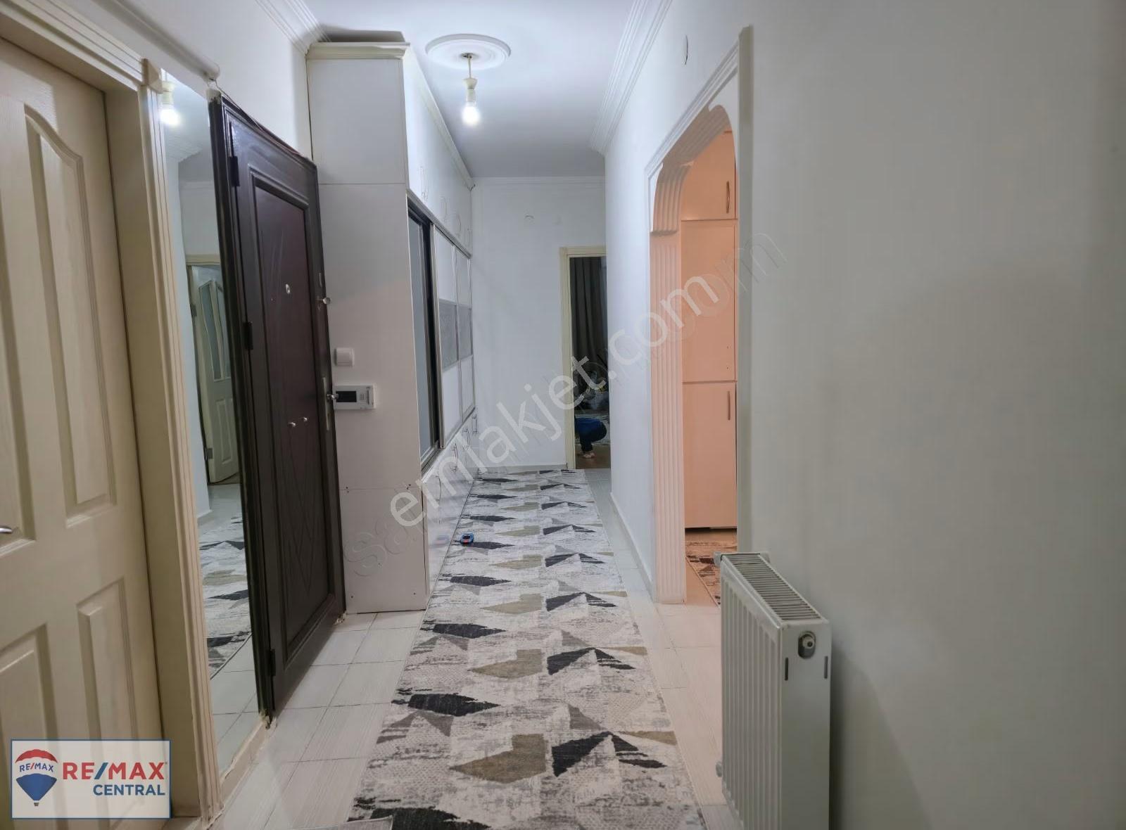 Re/max Central'dan Yenimahalle'de 3+1 Daire - Görsel 13