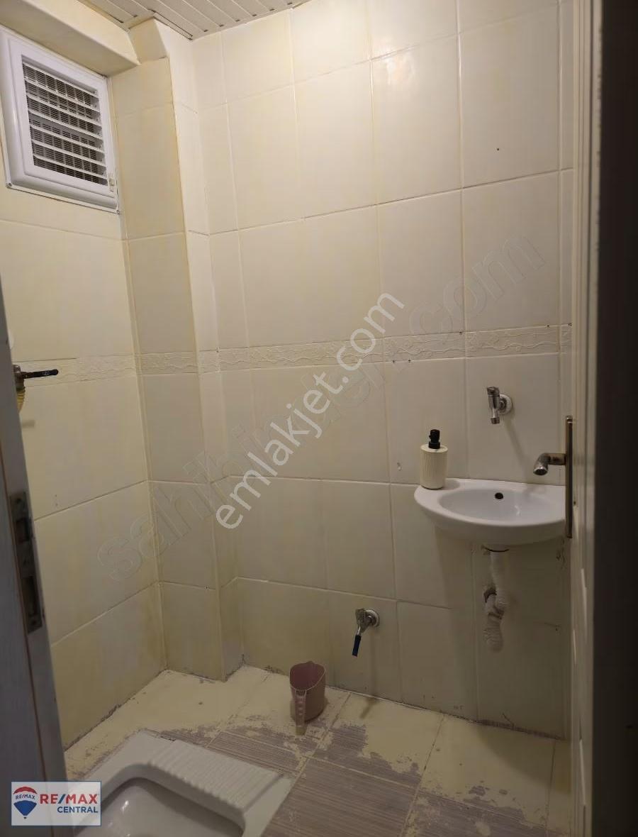 Re/max Central'dan Yenimahalle'de 3+1 Daire - Görsel 10