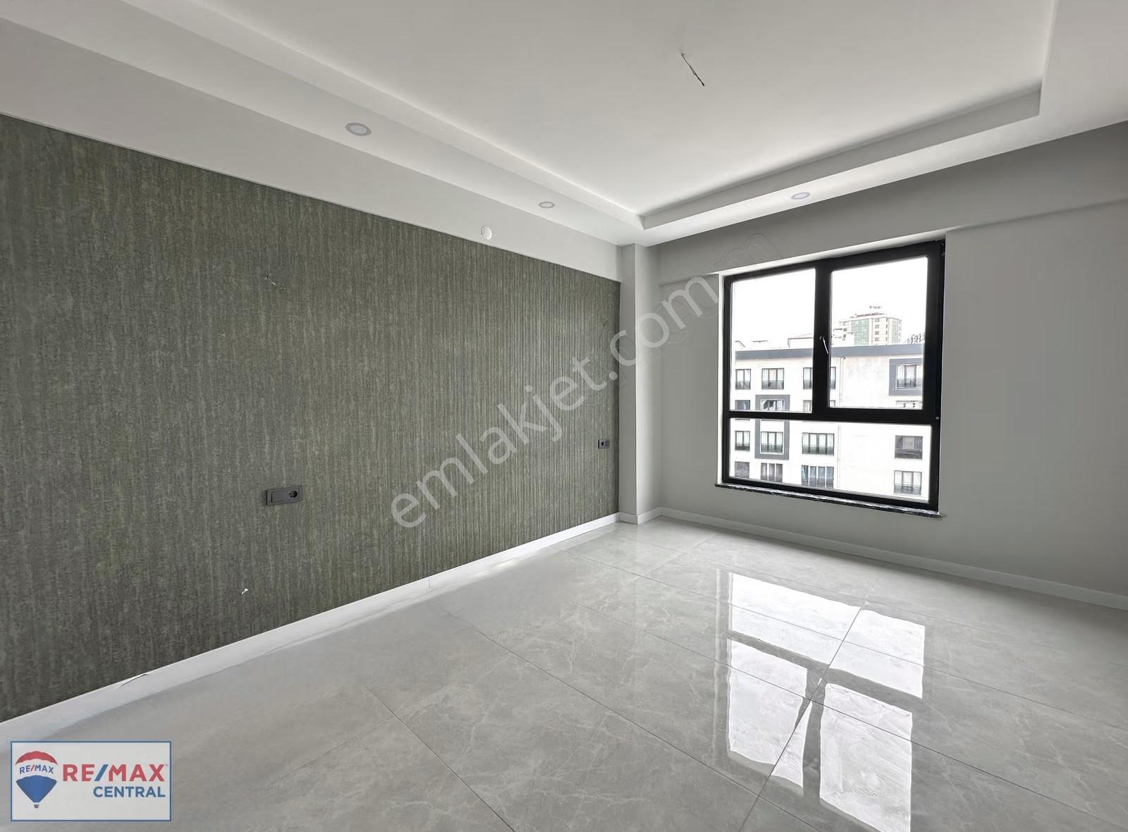 Re/max Central'dan C.üniv.'de 2+1(a.mutfak) Lüks Eşyalı Kiralık - Görsel 8