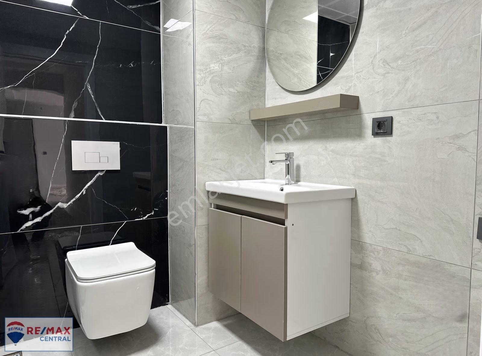Re/max Central'dan C.üniv.'de 2+1(a.mutfak) Lüks Eşyalı Kiralık - Görsel 28