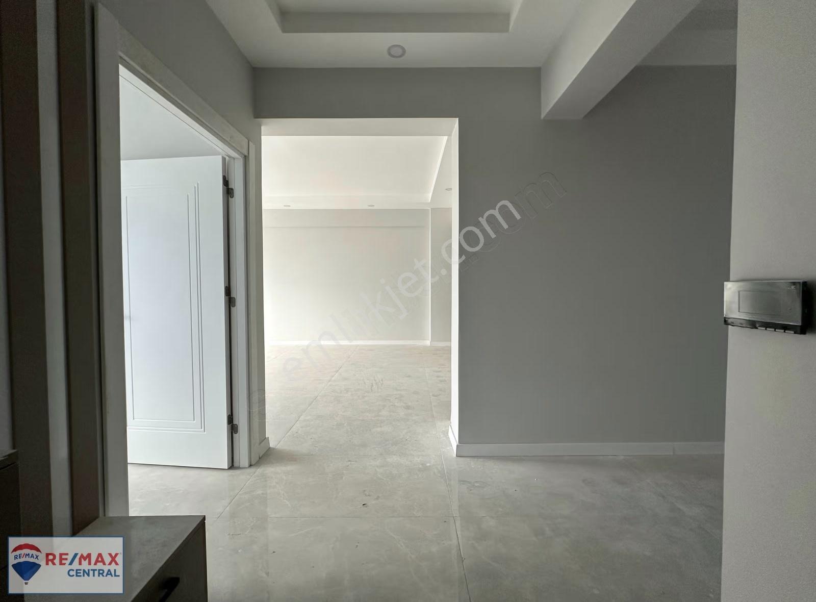 Re/max Central'dan Eğriköprü C.üniv.'de 2+1 Lüks Kiralık Daire - Görsel 23