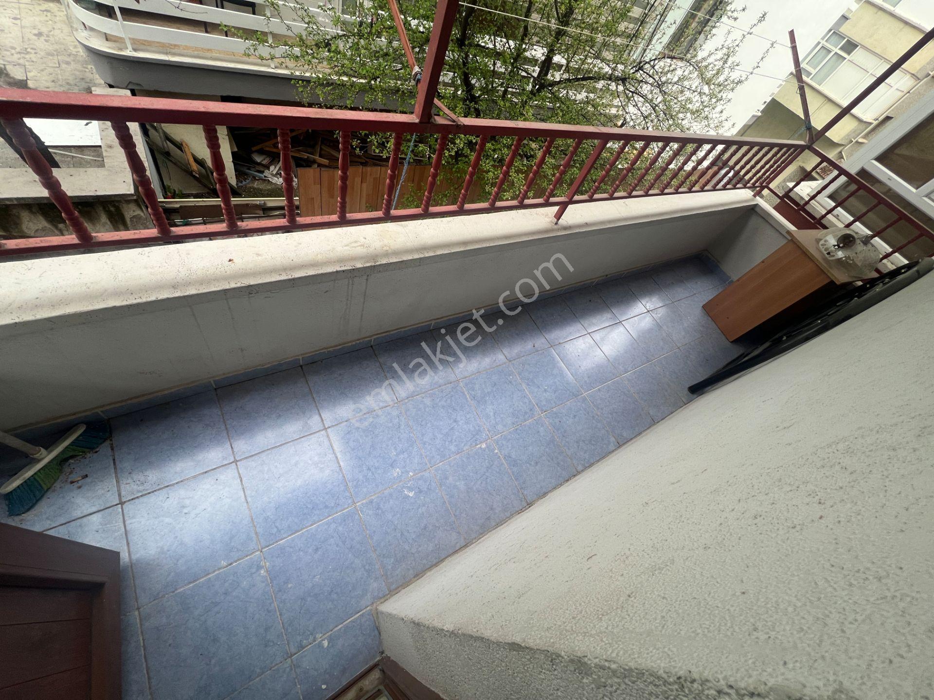 Sincan Andiçen Mah Öncephe Salon Bagımsız 13yıllık Satılık Daire - Görsel 12