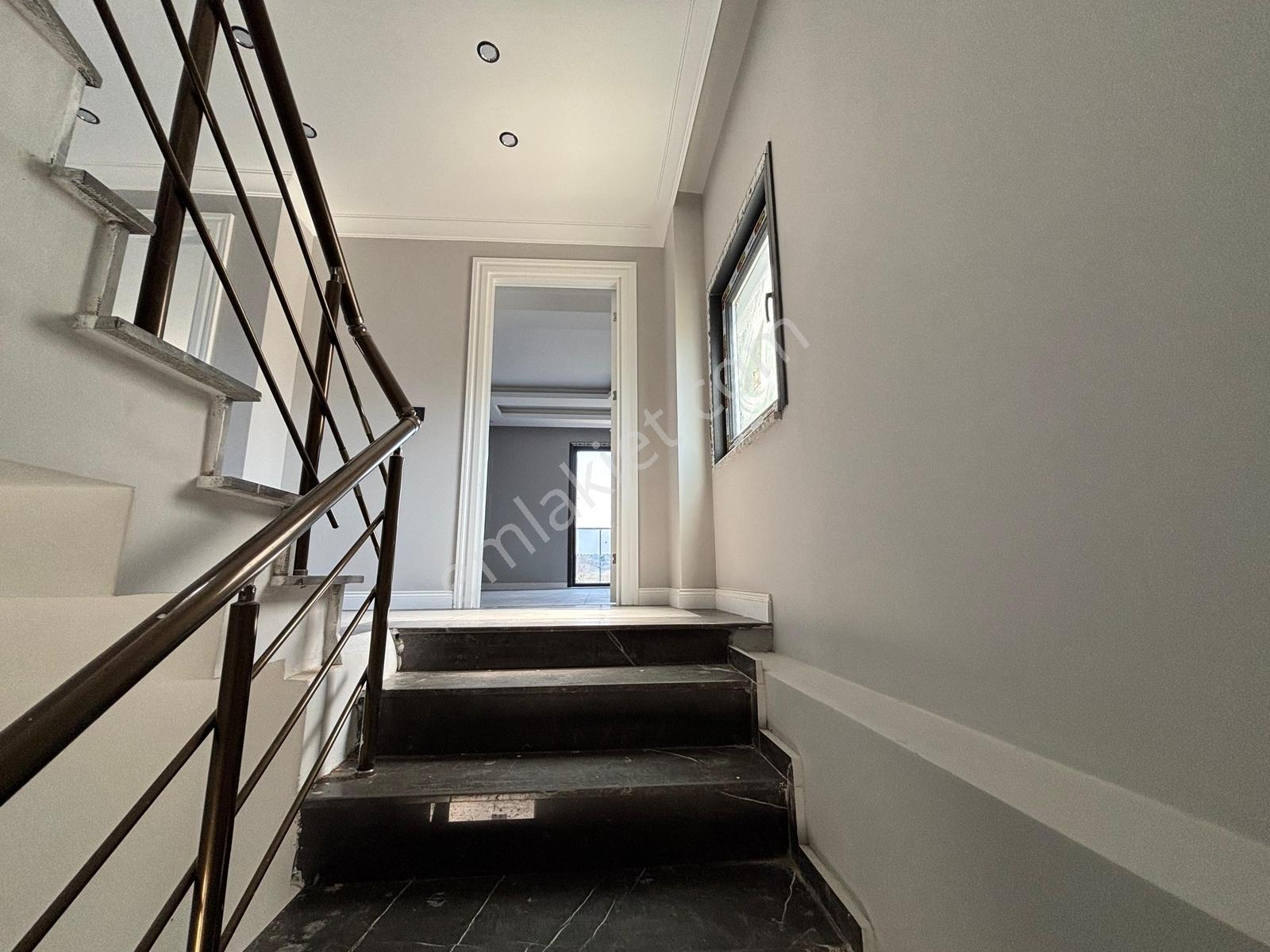 Ballıca'da 7 Villalık Özel Sitede Müstakil Havuzlu Lüks Villa - Görsel 27