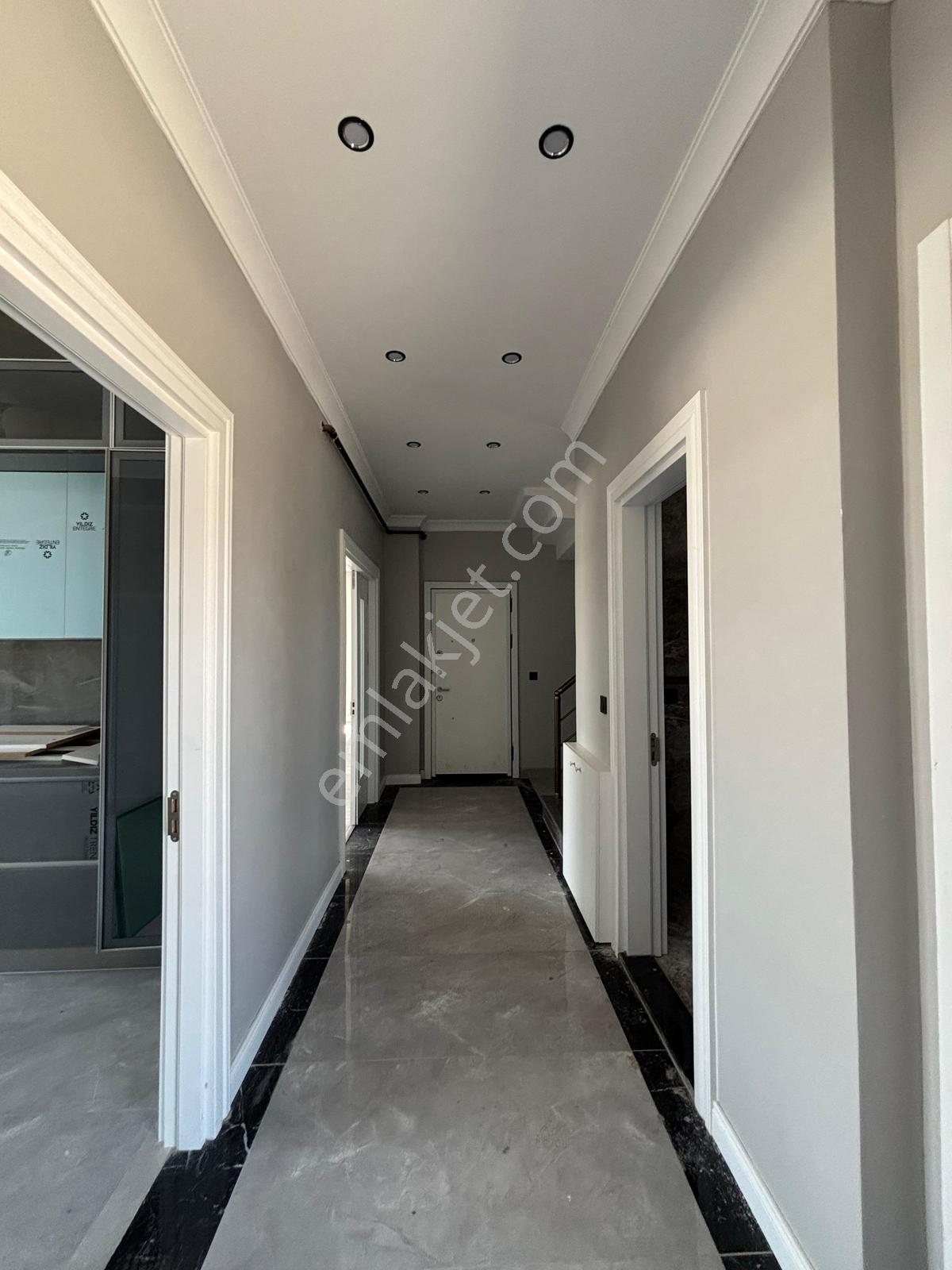 Ballıca'da 7 Villalık Özel Sitede Müstakil Havuzlu Lüks Villa - Görsel 13