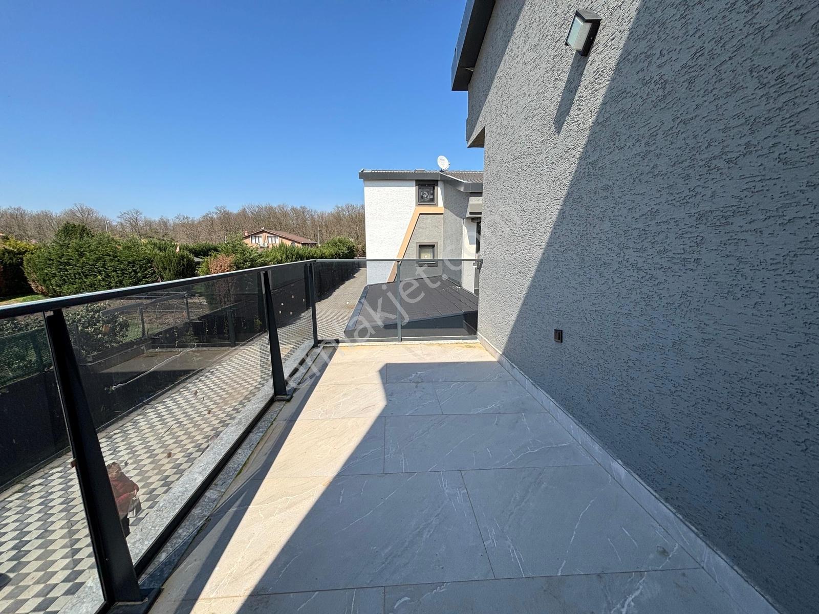 Ballıca'da 7 Villalık Özel Sitede Müstakil Havuzlu Lüks Villa - Görsel 29