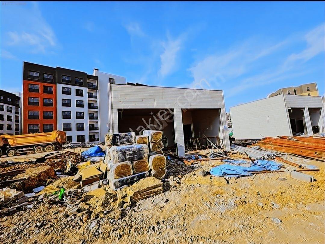 Muhteşem Lokasyon Tuzla Aydınlı Mah. 47 M2 Satılık Dükkan - Görsel 3