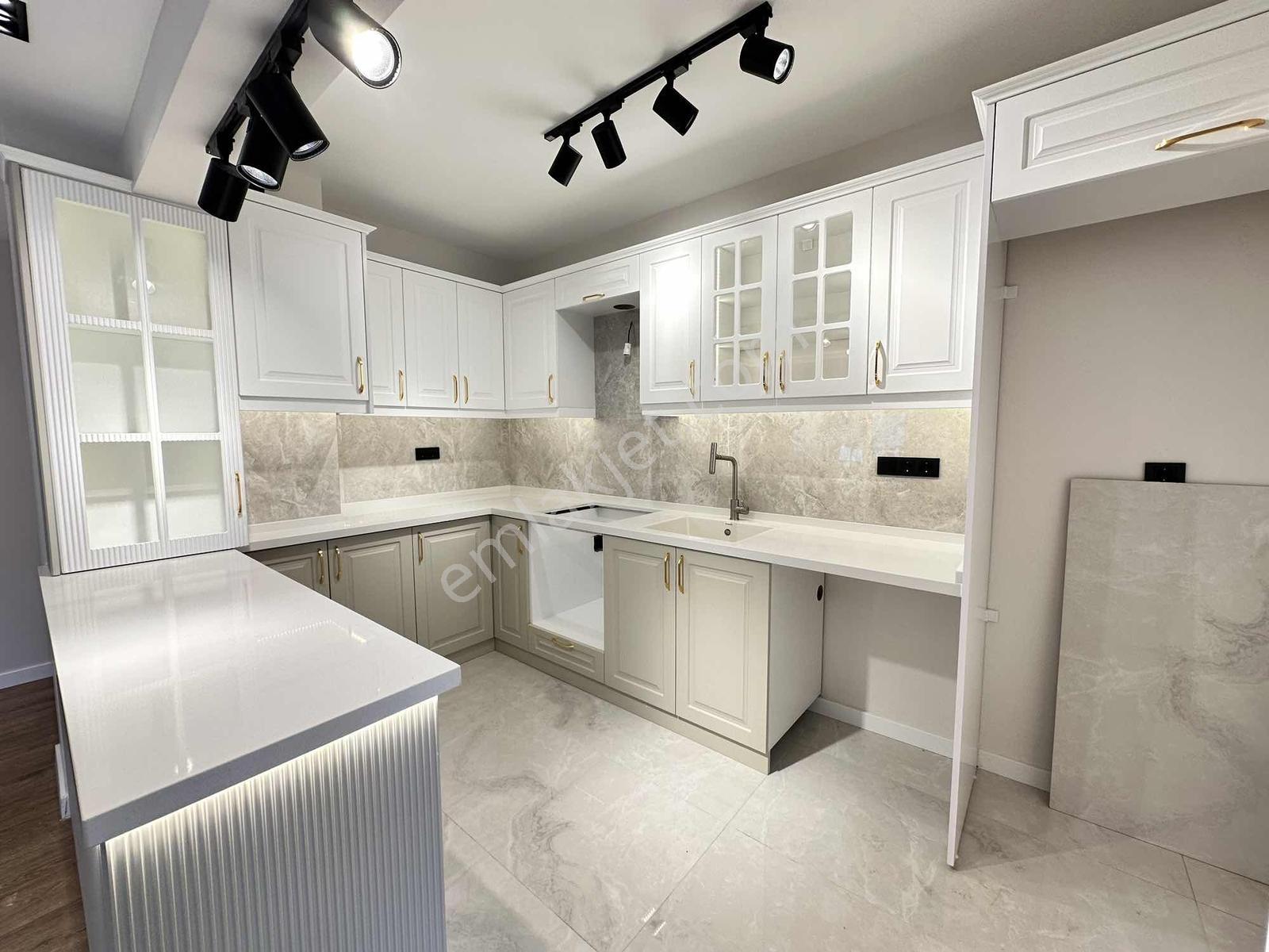 Göztepe Susuzde'de 3+1 125 M2 Ultralüx Otoparklı Satılık Daire