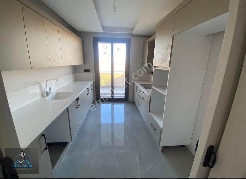 Selanik'ten Tekince Cadde Projesinde 3+1 Kapalı Mutfaklı Çb+go - Görsel 3