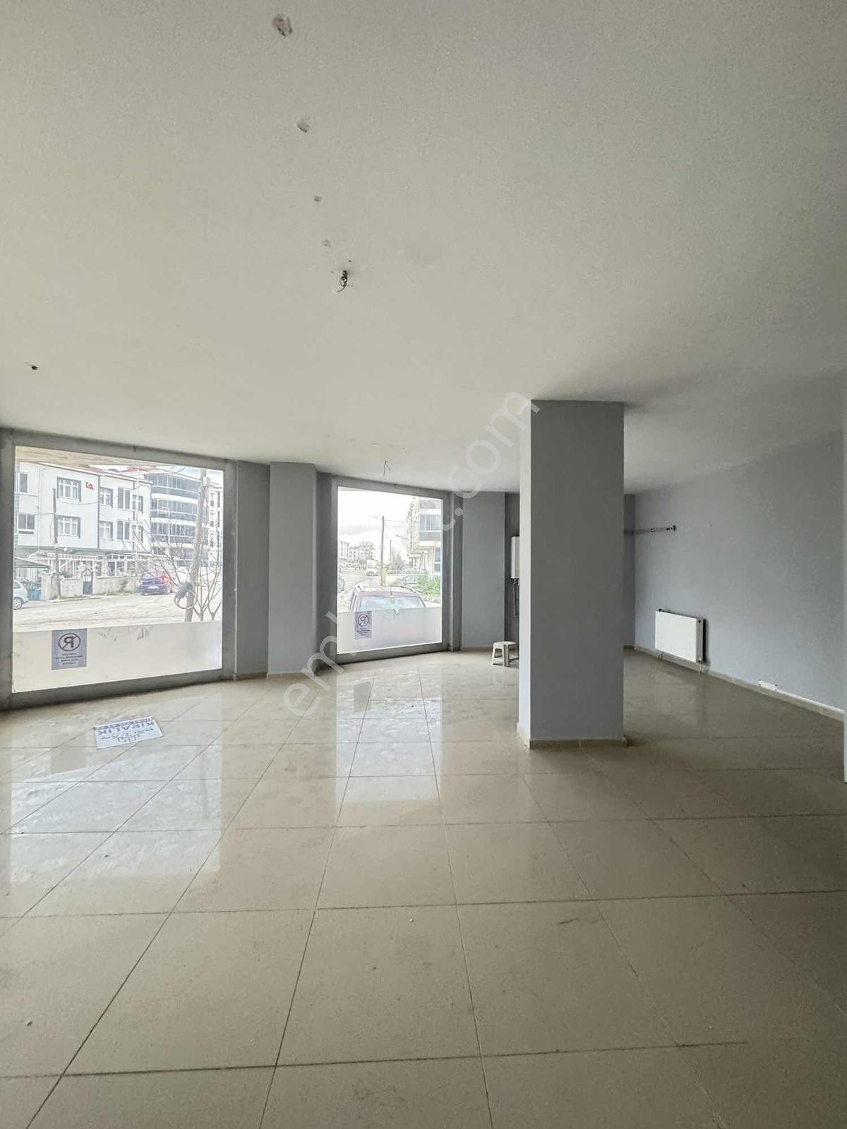 Orbey Den Çorlu Da Havuzlar Mah. Kiralık Düz Giriş Dükkan - Görsel 4