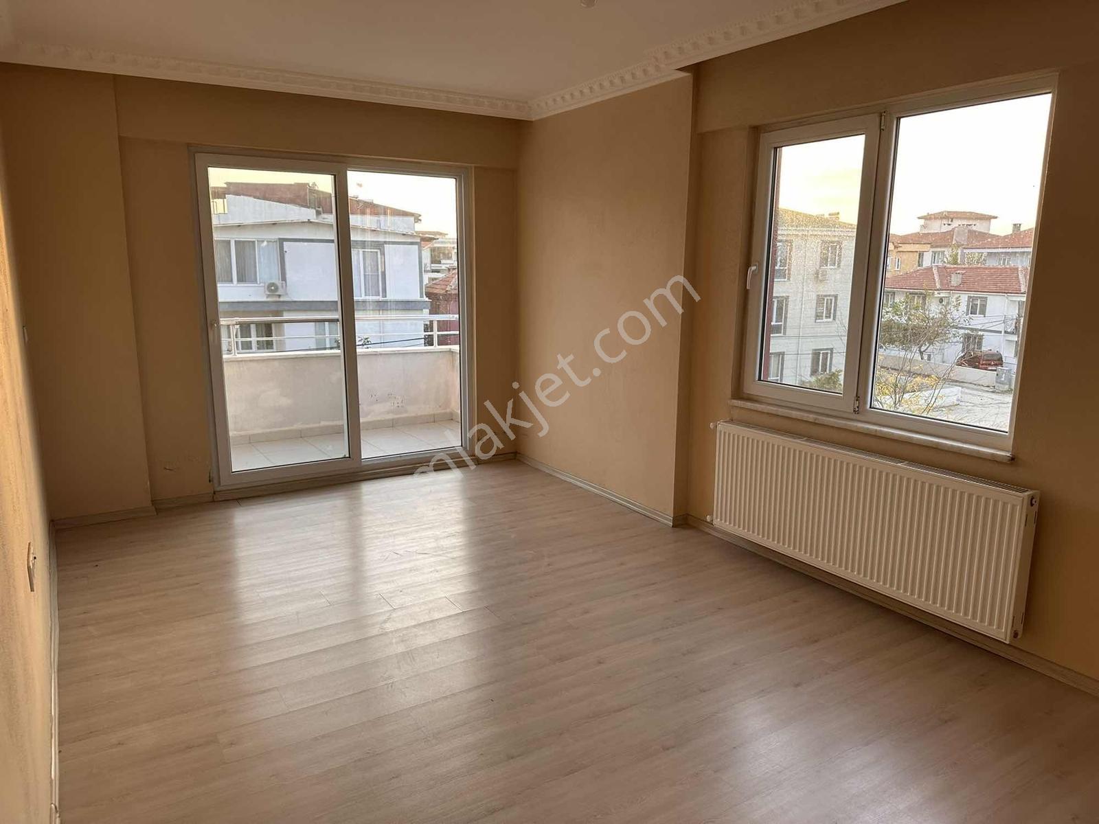 3+1 Merkezde Doğalgazlı Kiralık Daire