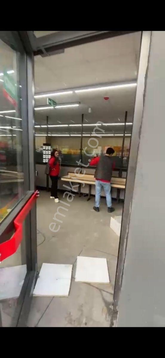 Muhteşem Lokasyon Super Yatırım Bim Kiracılı Satılık Dükkan - Görsel 9
