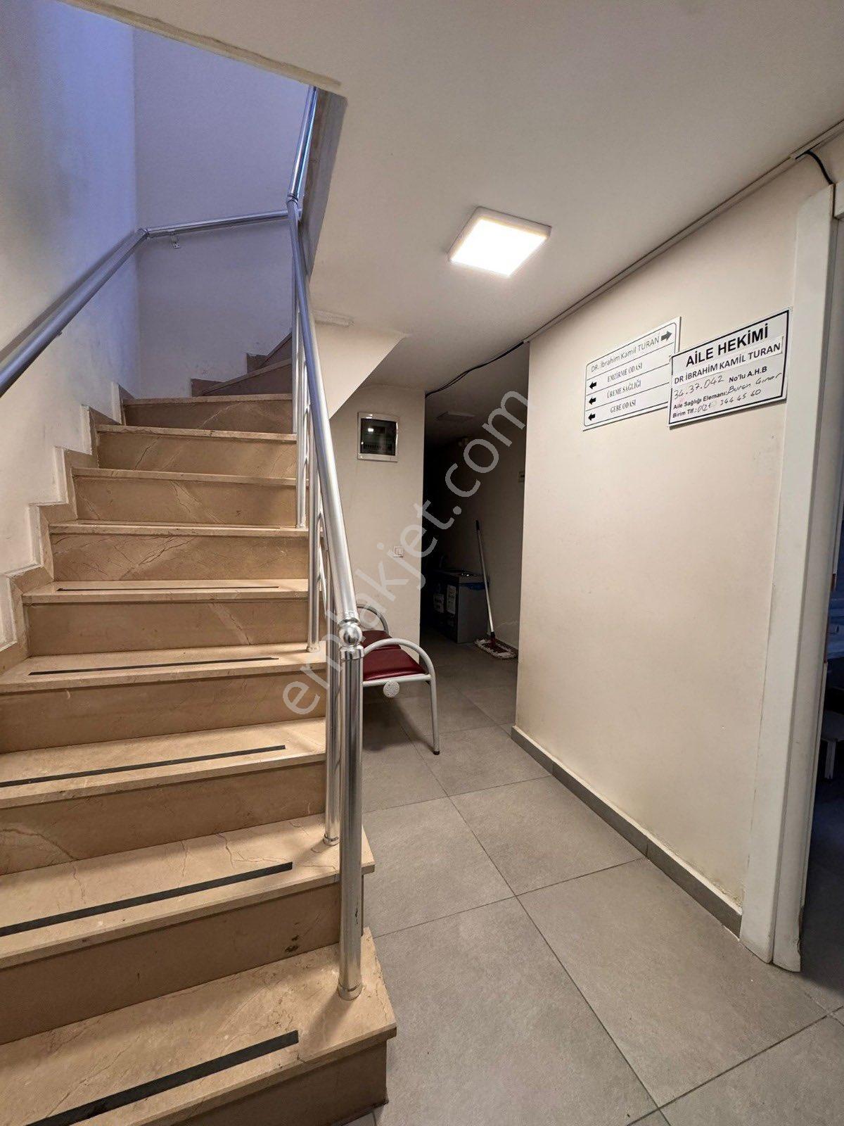 Alemdağ Cad 50 Mt Sahininden Kiracılı Yatırımlık Dükk - Görsel 3
