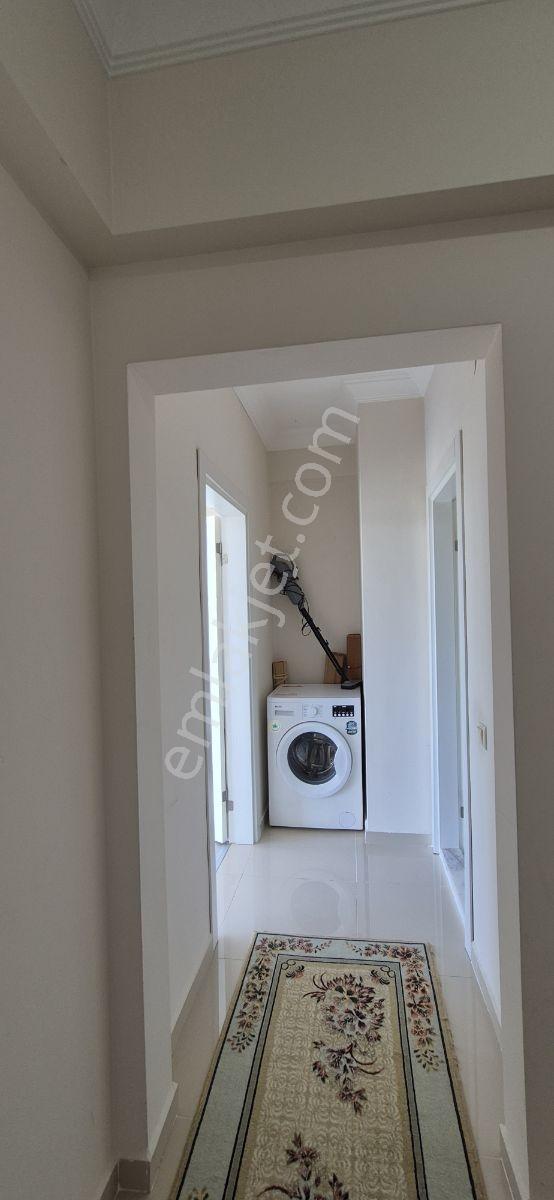 Acil Satılık Lüks Eşyalı Net 65 Metrekare 19.kat Site İçi Daire - Görsel 11