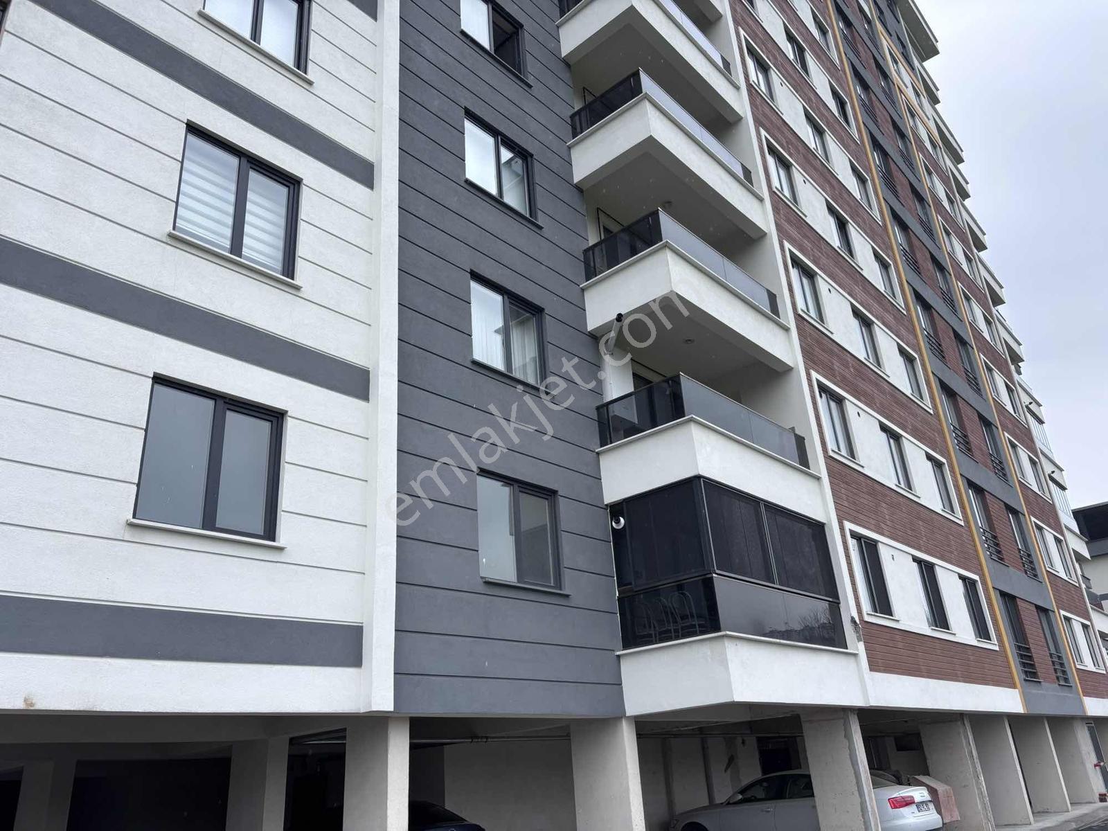 Ordu Karşıyaka Gardenpark'ta Kiralık Kapalı Mutfaklı 3+1 Daire - Görsel 3