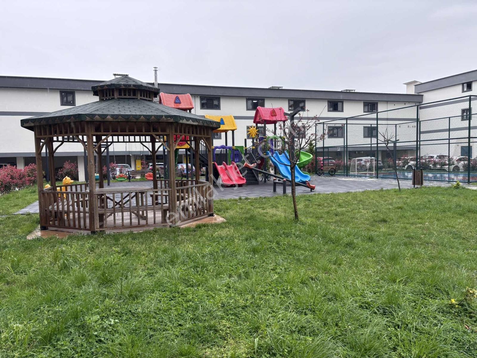 Ordu Karşıyaka Gardenpark'ta Kiralık Kapalı Mutfaklı 3+1 Daire - Görsel 12
