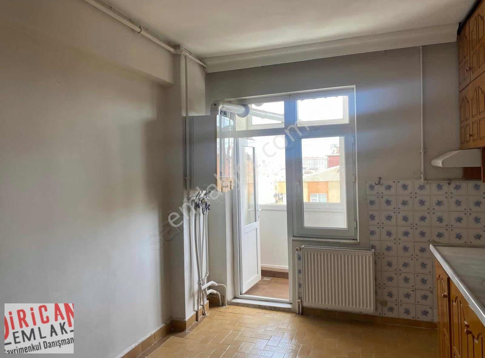 Dirican Dan Işıklar Mah.bakımlı Asansörlü Otoparklı 3+1 - Görsel 10