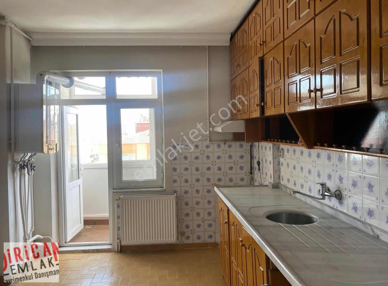 Dirican Dan Işıklar Mah.bakımlı Asansörlü Otoparklı 3+1 - Görsel 28