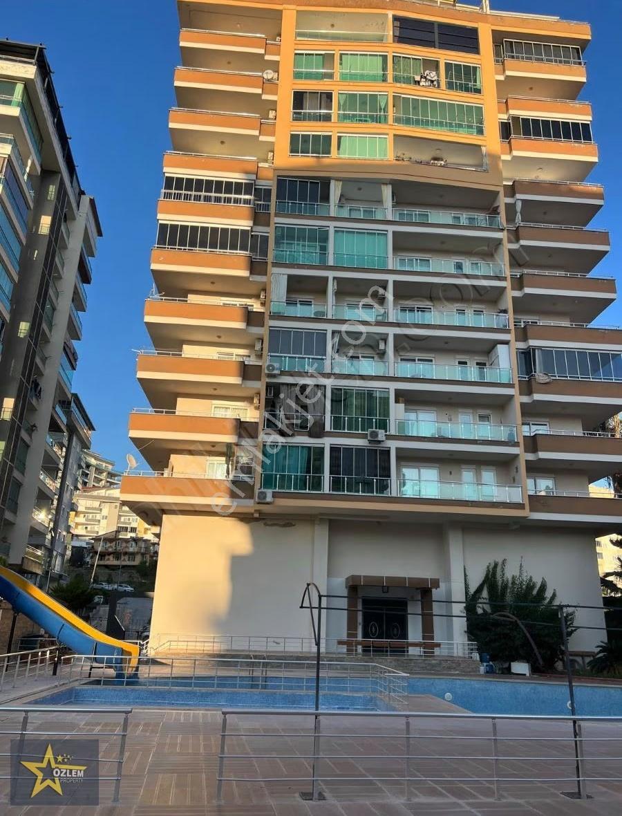 Alanya Mahmutlar'da Acil 1+1 Satılık Daire