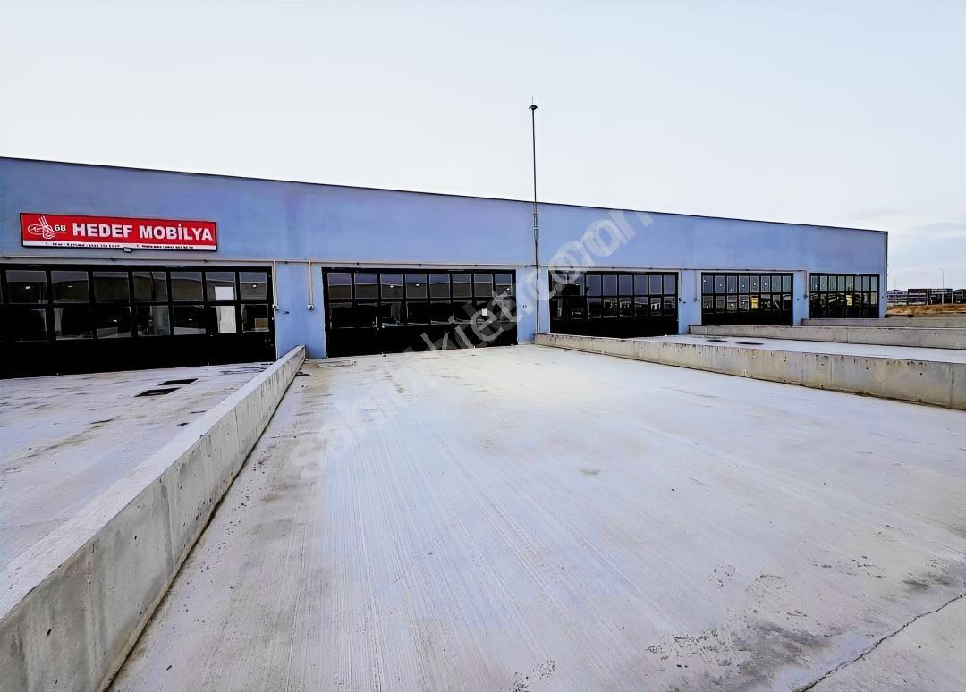 Bahçesaray Sanayi 200 M2 Muhteşem Yatırım Önü Açık - Görsel 9