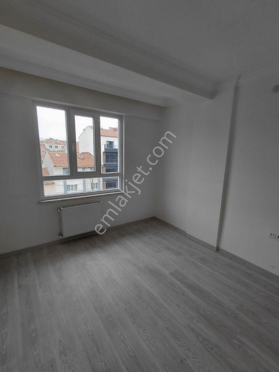 Kaymen Emlak Kiralık 2+0 65 M2 Dublex 3.kat Güzel Konumlu Daire - Görsel 10