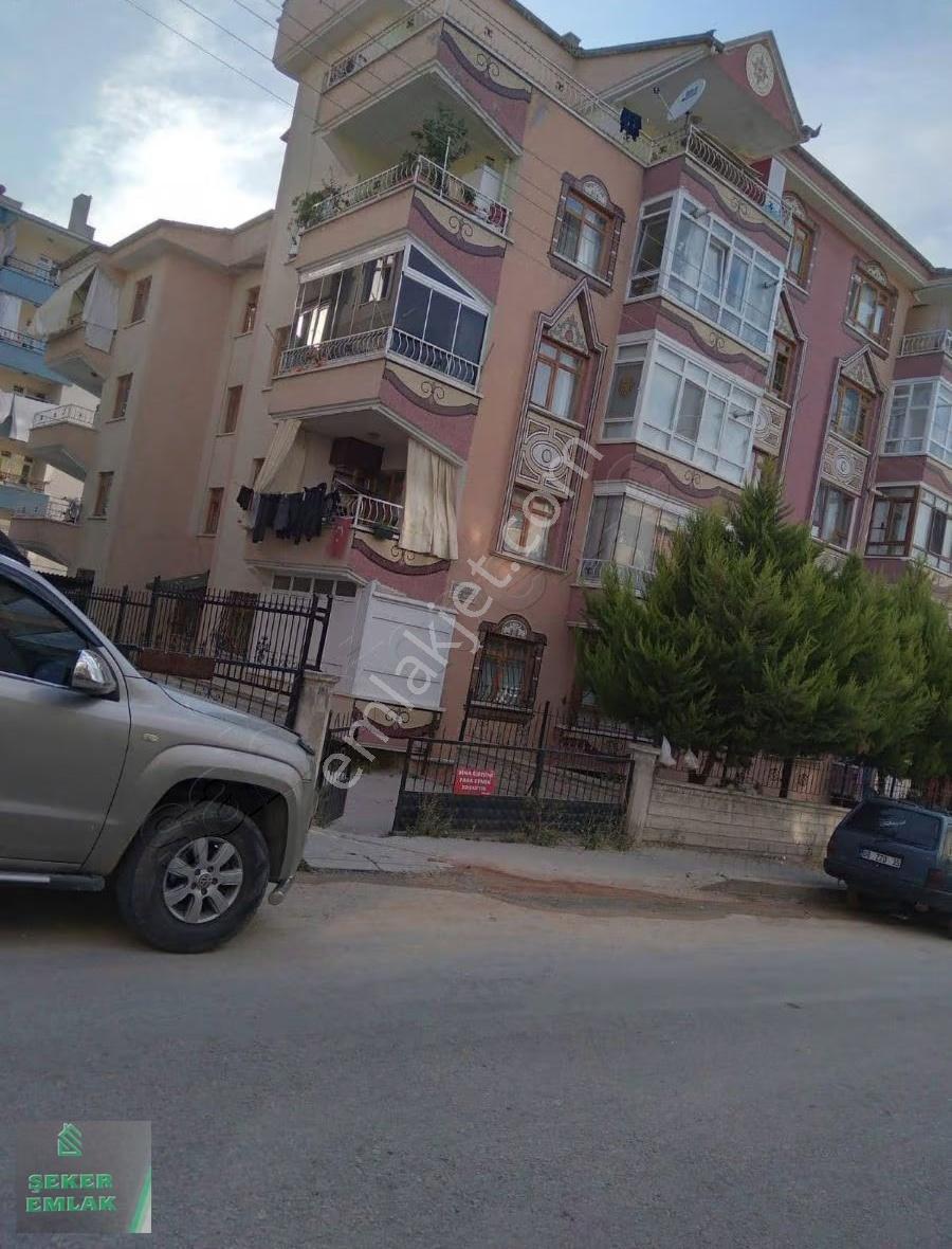 Şeker Emlak'tan Sincan'da Satılık 2+1 Daire