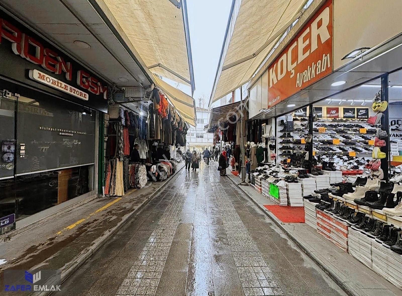 Zafer Emlak'tan Kiralık Uzun Çarşıda Dükkan - Görsel 11