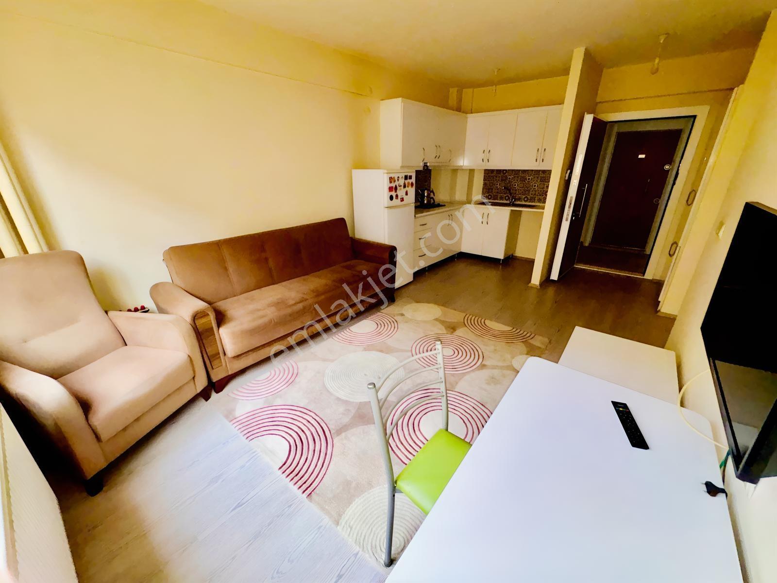 Garanri Emlak'tan Üniversite Yanı 1+1 Full Eşyalı Kiralık Daire