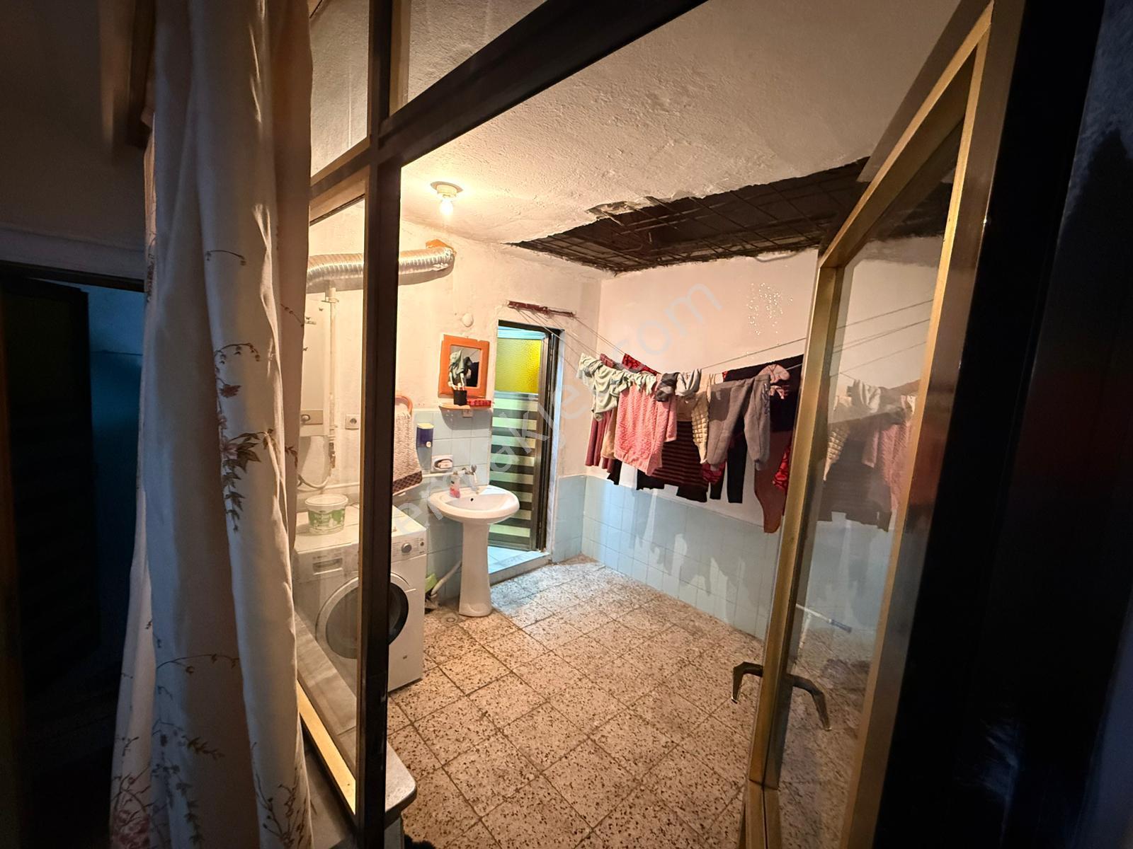 Bursa Vişne Caddesi Civarı Tekstil Bölgesinde Satılık 3,5 Katlı Ticari + Konut Mülkü - Görsel 13