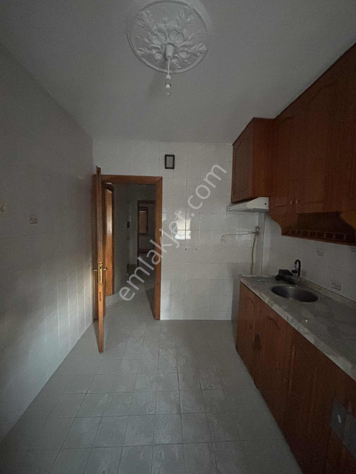 Atlas'tan Cumhuriyet Mh'de 3+1 Kiralık Daire - Görsel 23