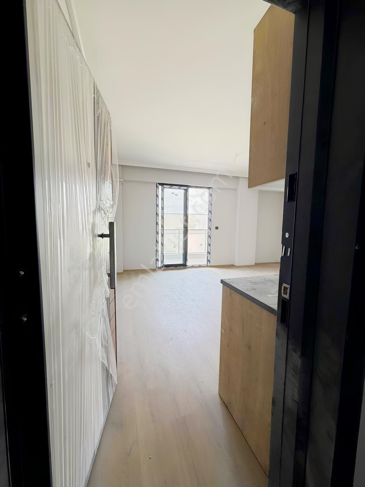Menemen Seyrekte Satılık Daire 1+1 Büyük Tip Büyük Balkon Net 60 - Görsel 4