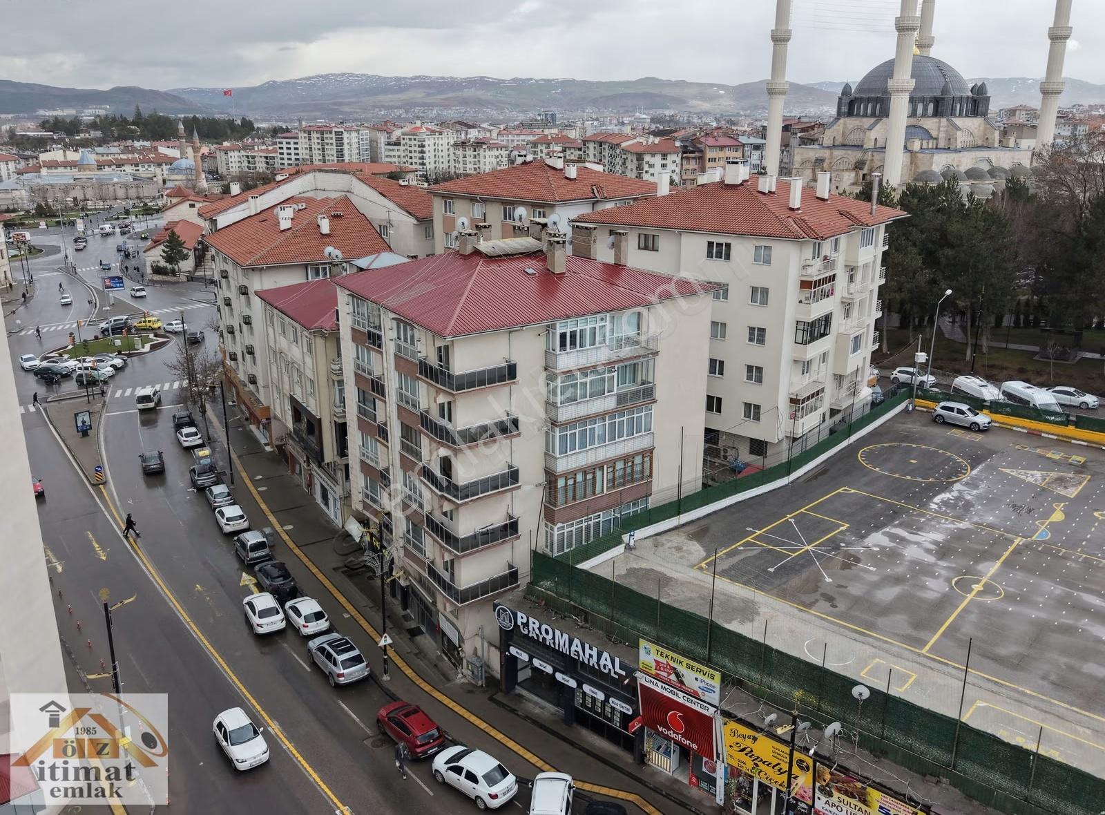 Öz İtimat Emlak // Türk Telekom Karşısında Eşyalı 3+1 Luks Ofis