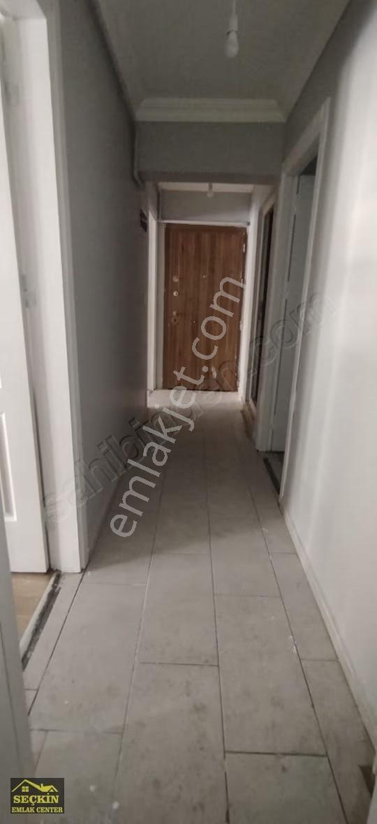 Muradiye'de Kiralık 2+1 Zemin Kat - Görsel 6