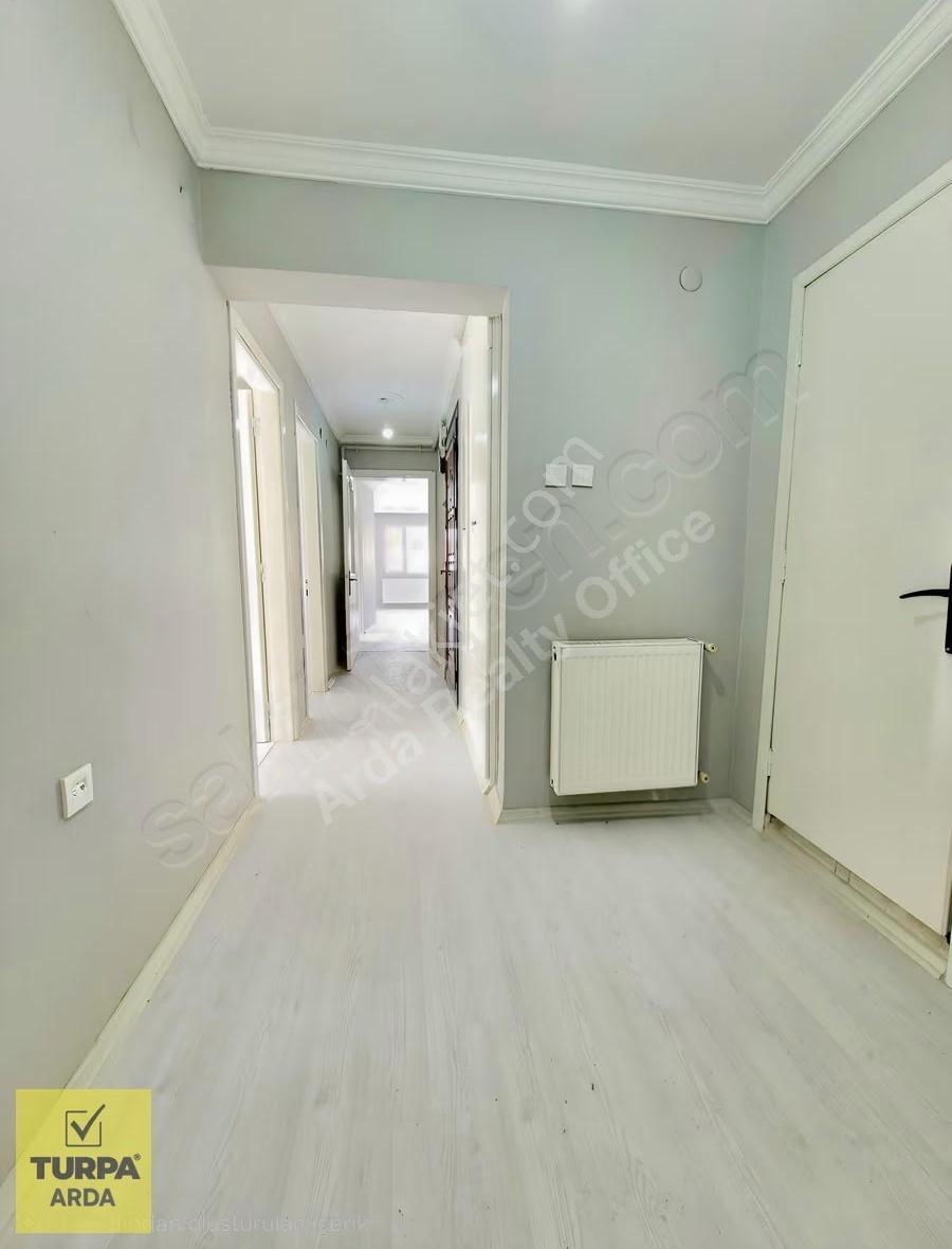 K.yaka Alaybey Sahil Yakını D.gazlı Çift Cephe Köşe 3+1 145m2 - Görsel 10