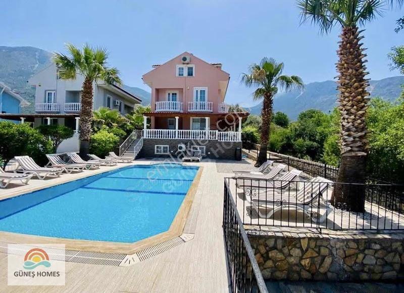 Ölüdeniz/ovacık 7+1 Güzel Konum Satılık Villa