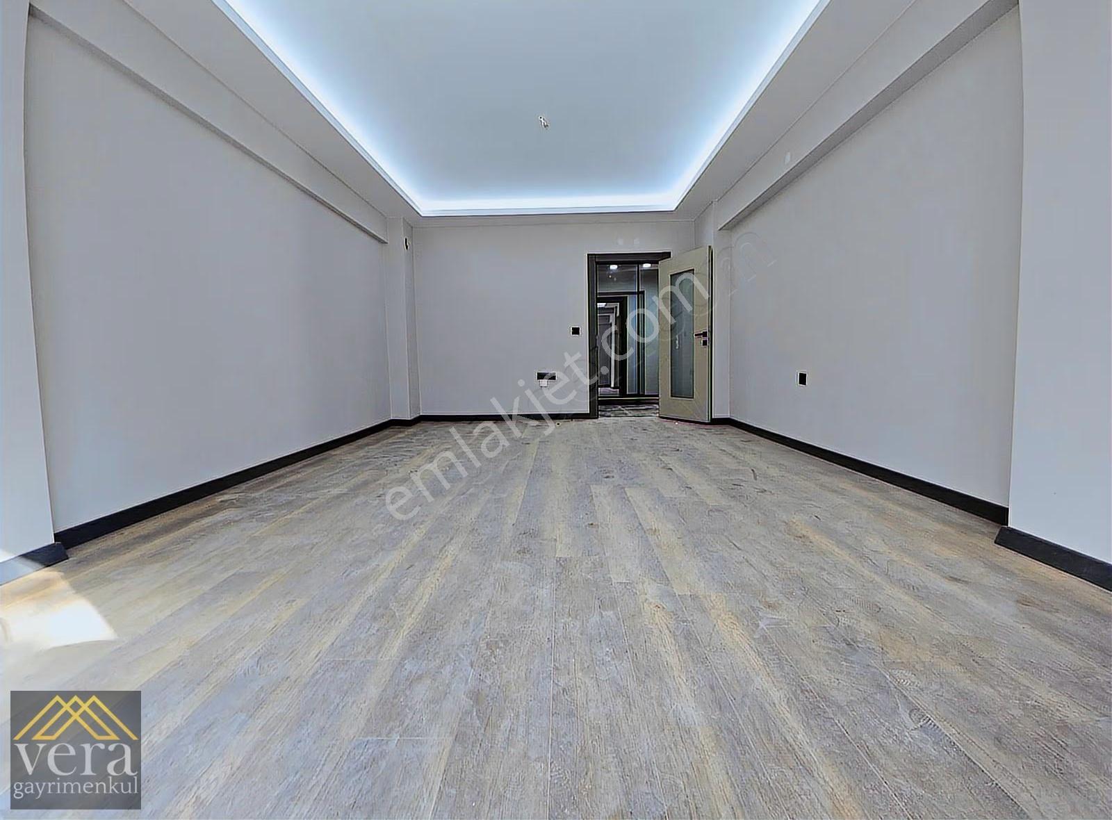 Doğukent Caddesinde Süperlüks Sıfır 3+1 Full Yapılı Garajlı - Görsel 33