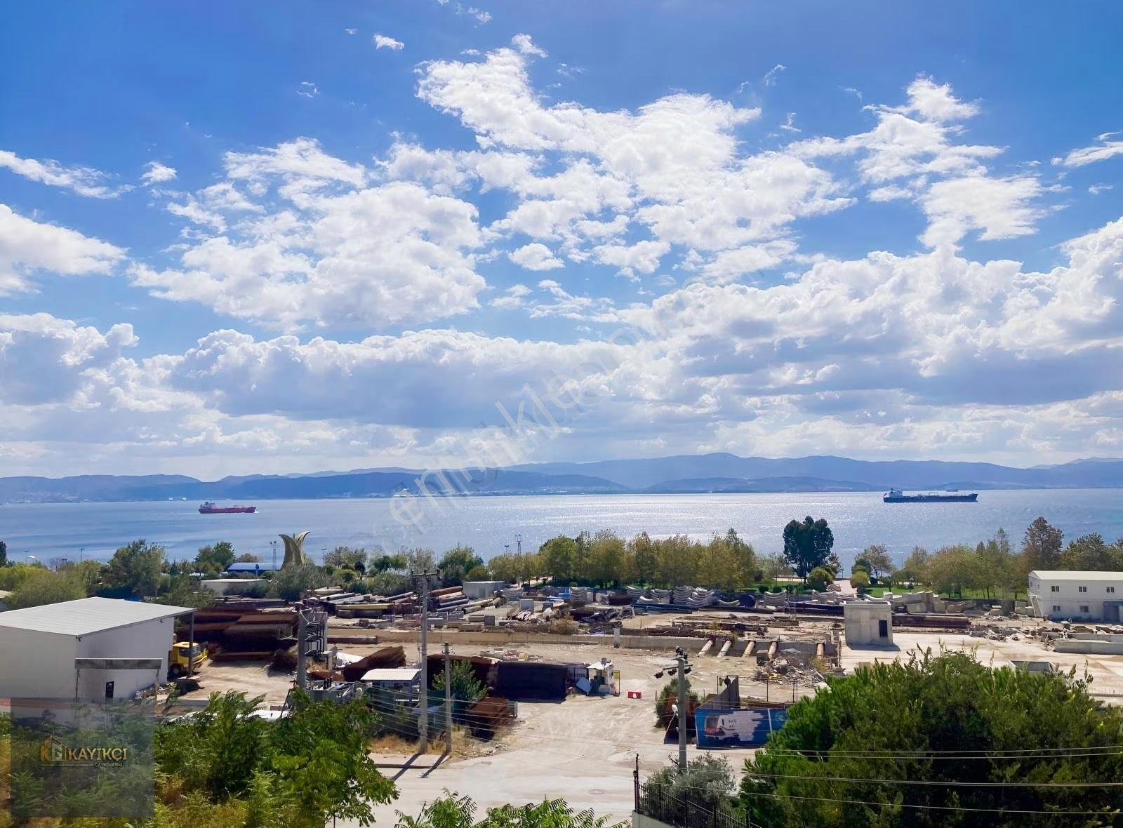 Cami Mah.alemdar Seaside,deniz Manzaralı 4+1 Çatı Dubleks - Görsel 7
