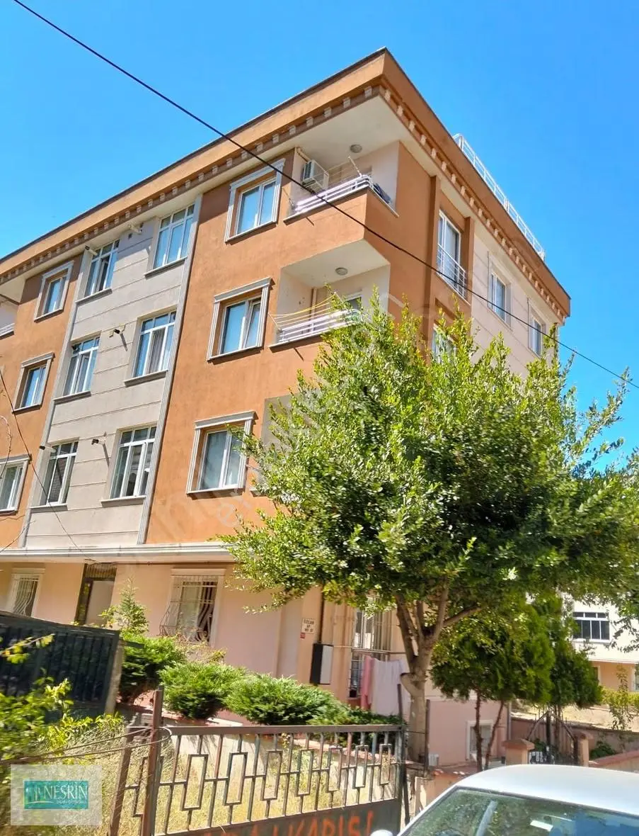 Nesrin Emlak'tan Kaçırılmayacak Fırsat 170 M2 3+1bahçe Dublex'i - Görsel 5