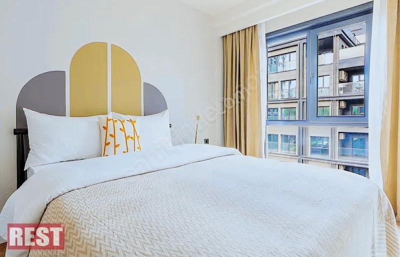 Avangartda Tarasım Eşyalı Ebeveyn Banyolu Kiralık - Görsel 14