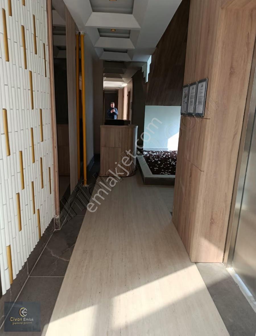 Civan'dan İstediğin Gibi Dizayn Edebileceğin Lüks Kiralık Ofis - Görsel 4