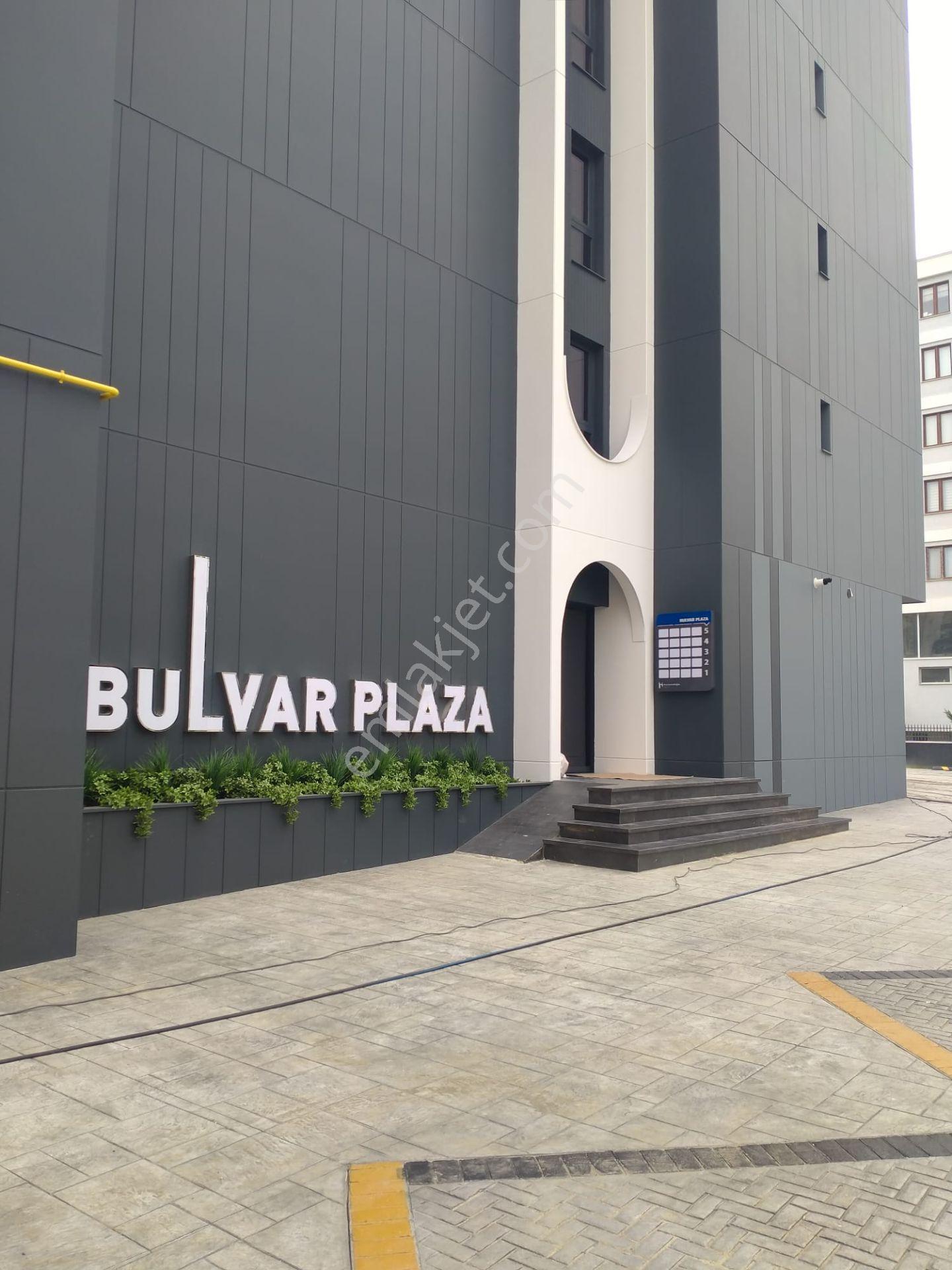 Bulvar Plazada Prestijli 1+1 Ofis Fırsatı - Görsel 26