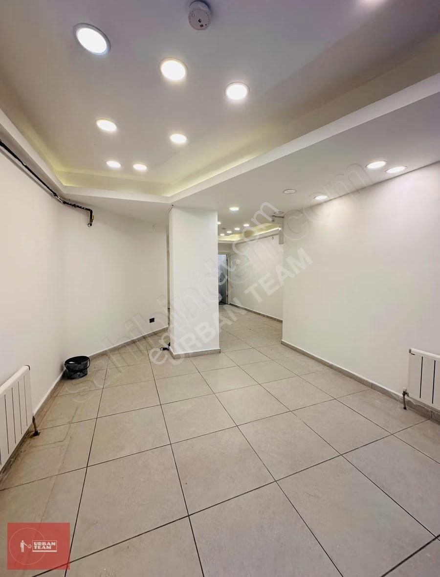 Suadiye Emin Ali Paşa Caddesinde Kiralık Dükkan - Görsel 4