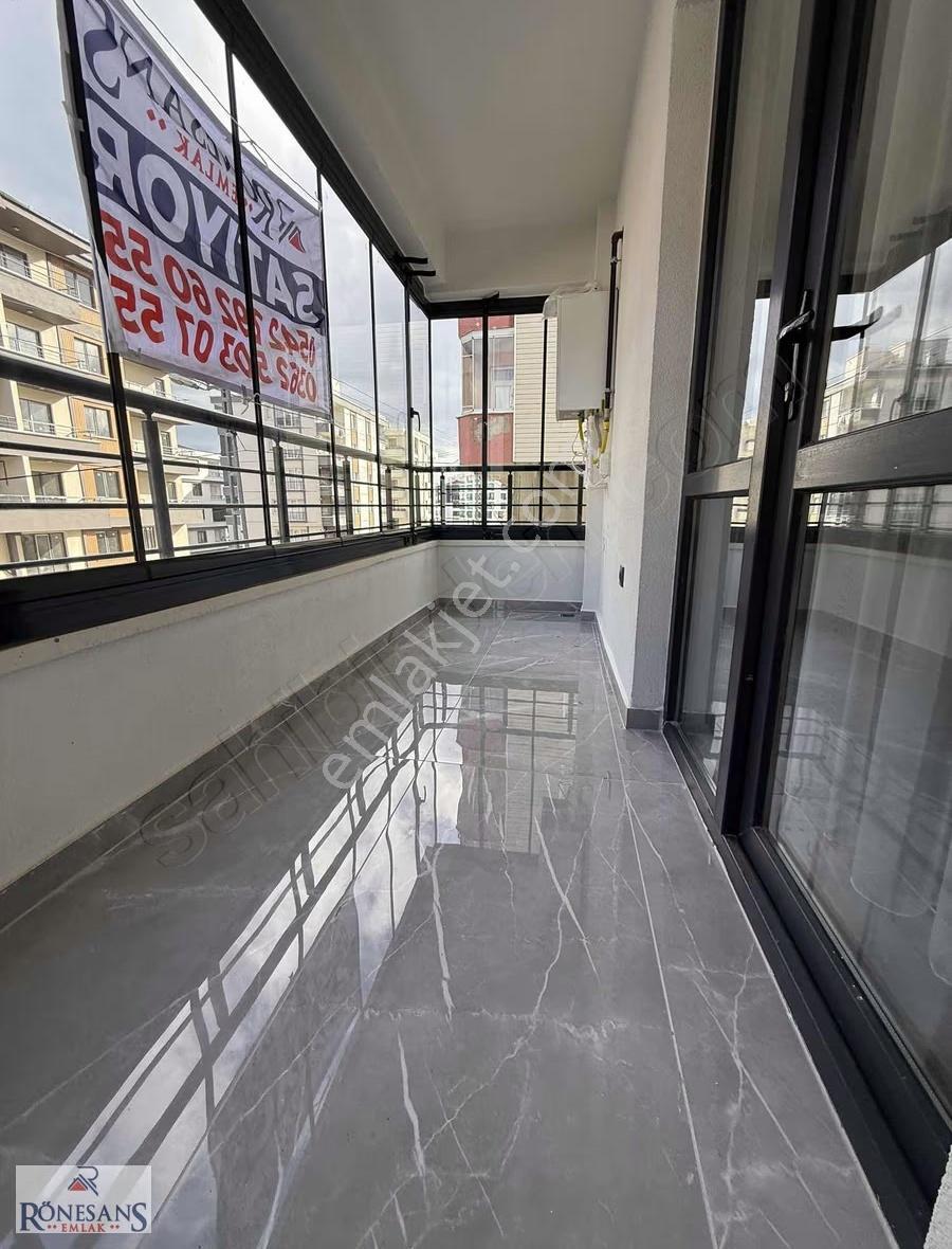 Rönesans Emlak'tan Sıfır Eşyalı Cambalkonlu 1+1 Kiralık - Görsel 3