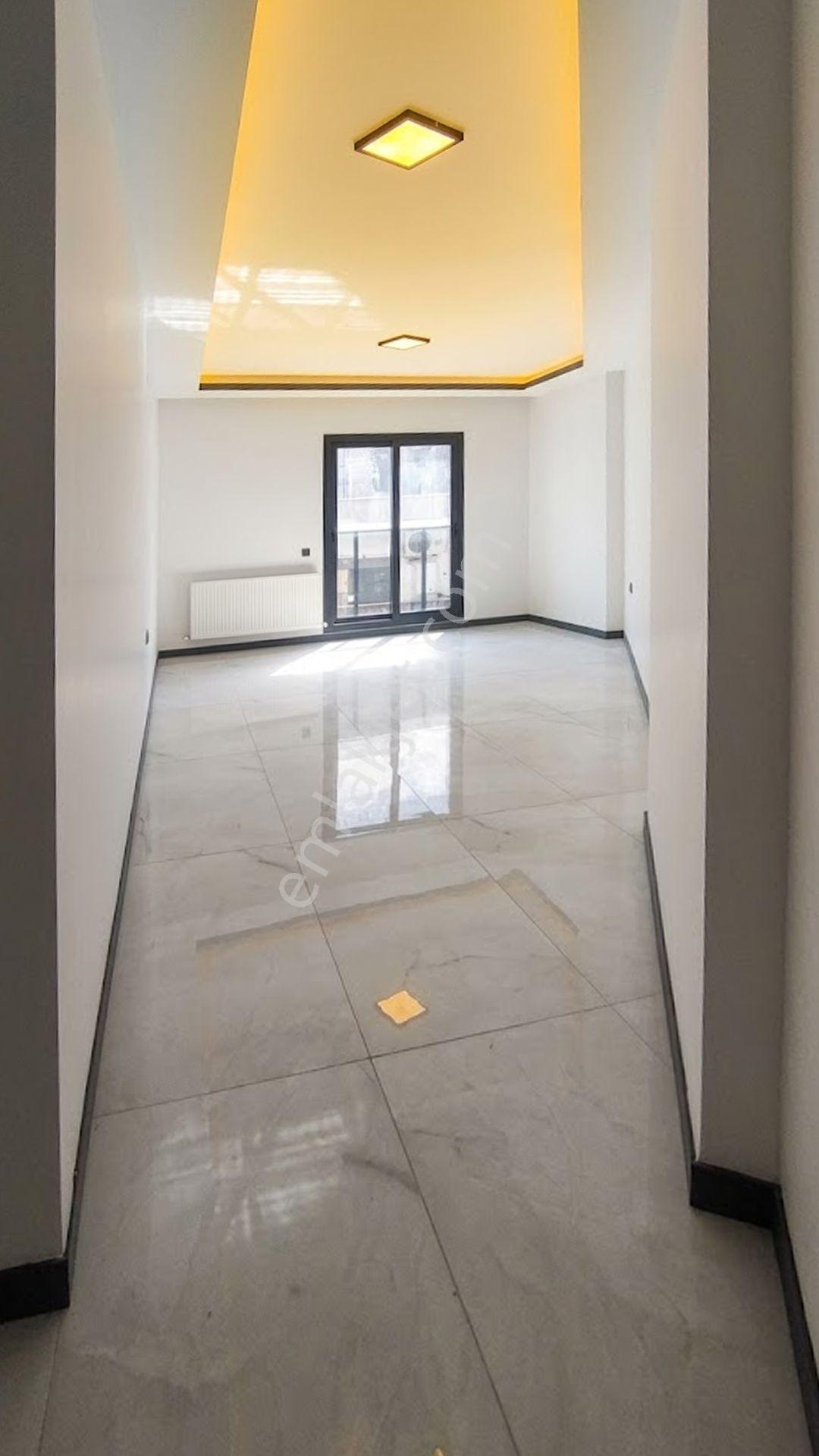 🌅 Daha Düşük Fiyatlarda❗ Kuşadası Merkezde-doğalgazlı, Full Ankastre, Asansör Sıfır 1+1 Kiralıklar - Görsel 9