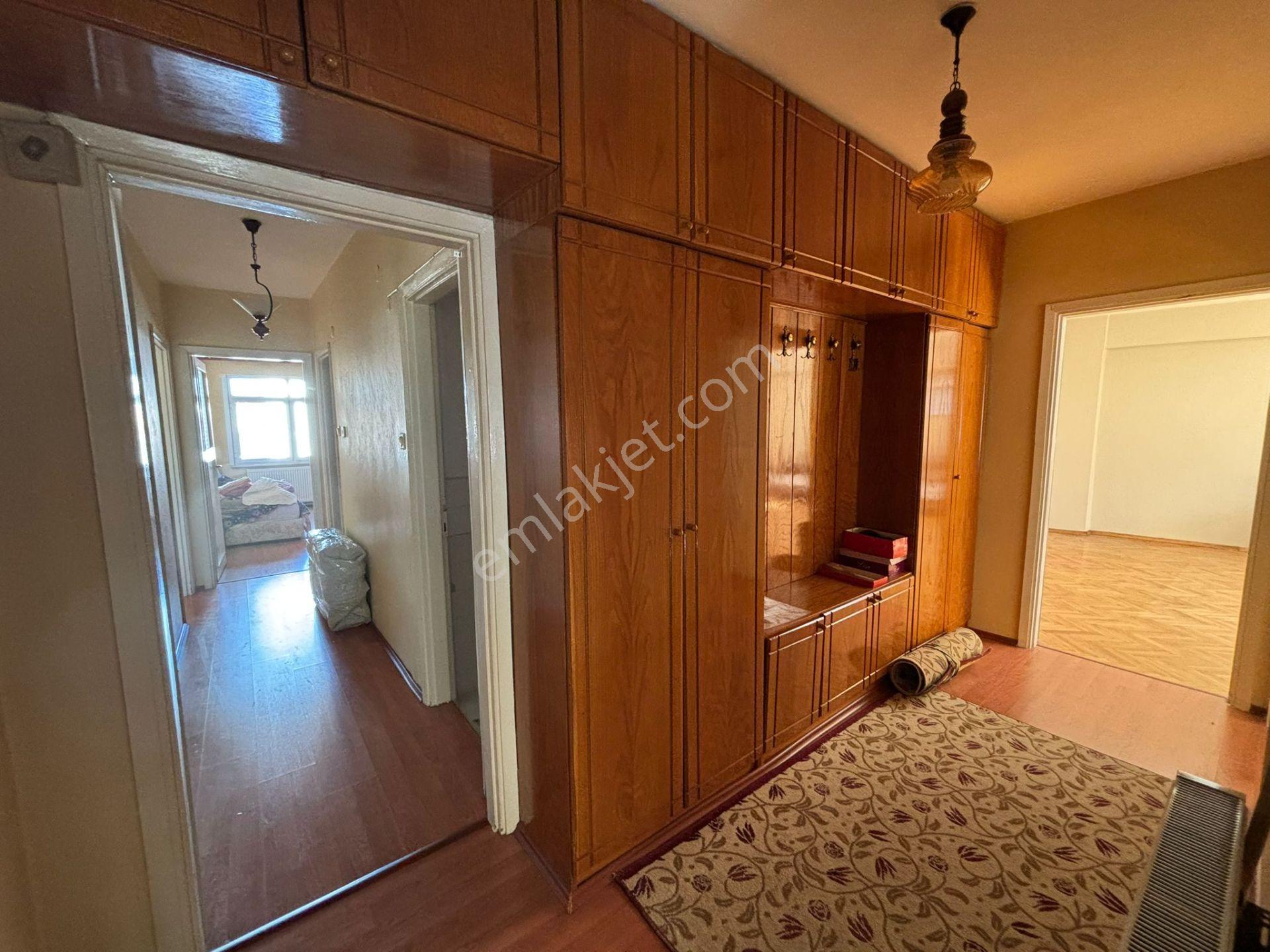 Karamürsel 4 Temmuz Mah. Cadde Üzeri 130 M² 3+1 Ofise Uygun - Görsel 28